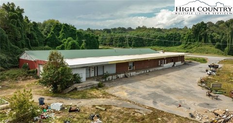 Versatile Commercial Property on Highway 268
