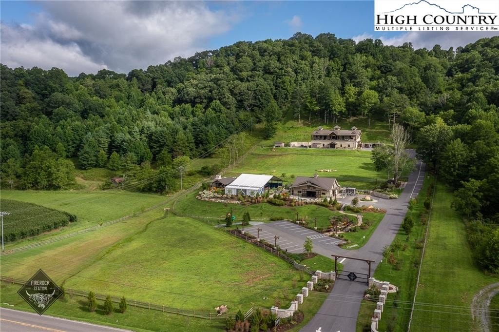 Award-Winning Venue on 45 Acres