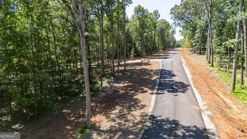 8 Acres Ready-to-Build Estate Lot