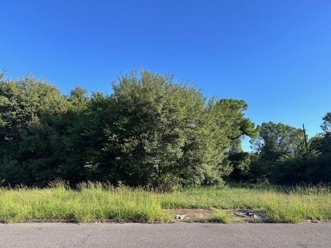 Residential Corner Lot Opportunity