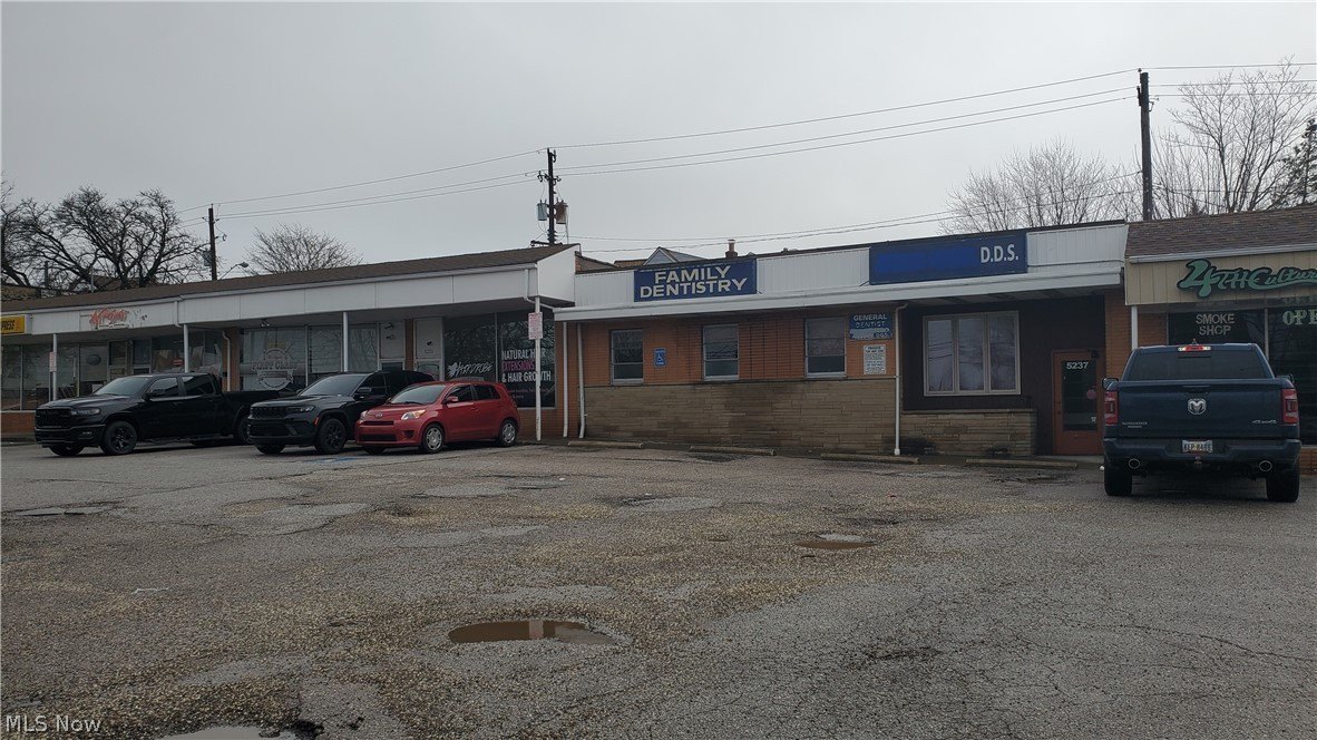 Maple Heights Commercial Property Rental