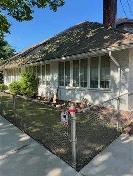Detached Duplex with Fenced Yards