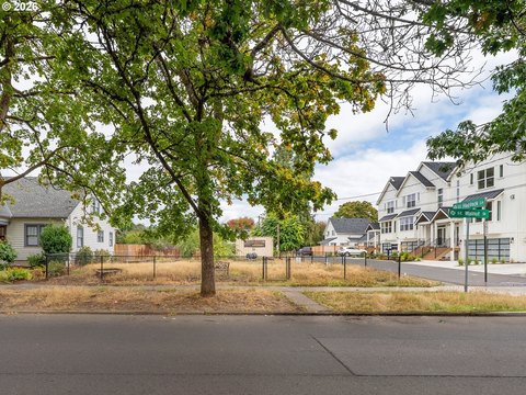 Land, Hillsboro, OR
