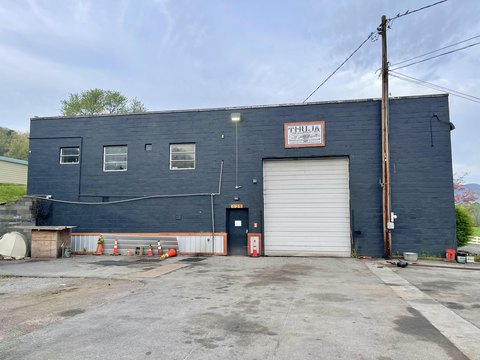 Newport Warehouse with Office Space