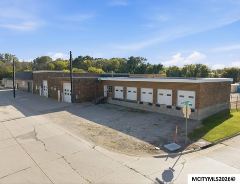 Heated Flex Space with Loading Docks