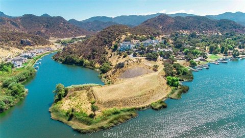 Land, Westlake Village, CA