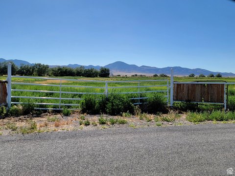 Land in Goshen, Utah