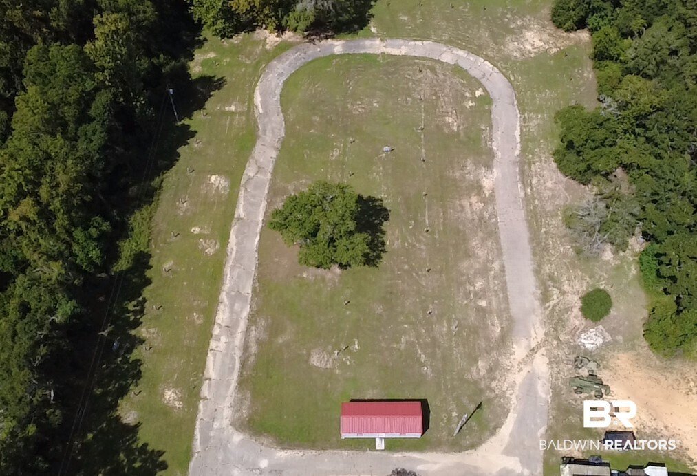 116 Saint Nicholas Ave, Brewton, AL 36426