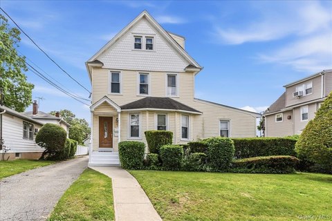 Victorian Multi-Family Home, Lynbrook