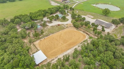 Stephenville Farm/Ranch on 30 Acres