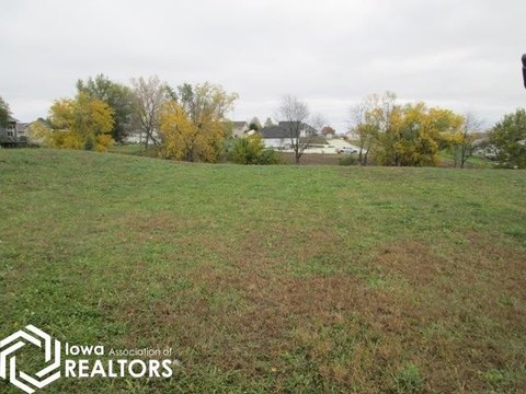 Residential Lot in Quiet Cul-de-Sac