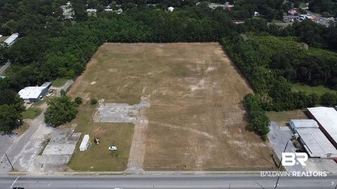 Large Land Parcel Near Downtown