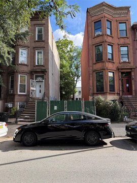 Land, Brooklyn, NY