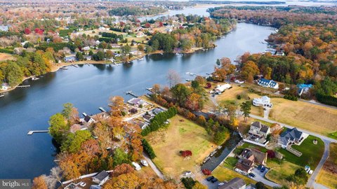 Land, MILLSBORO, DE