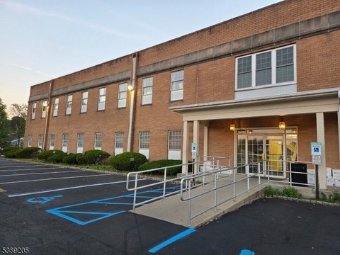 Clifton City Professional Suite For Sale