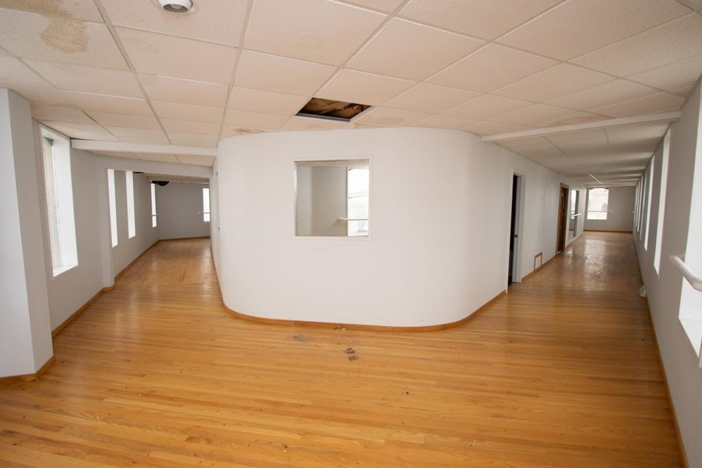 Picture 12