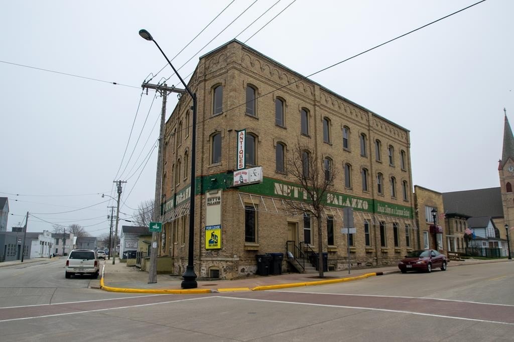 Historic Algoma Mixed-Use Building