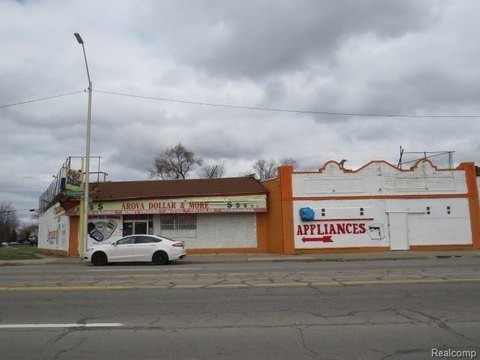 Retail Property on Grand River