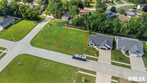 Residential Land in Chatham, Illinois
