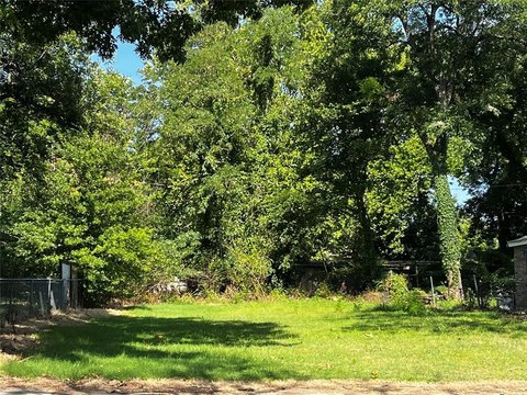 LAND - Shawnee, OK