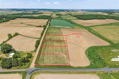 Chippewa Falls Country Lot