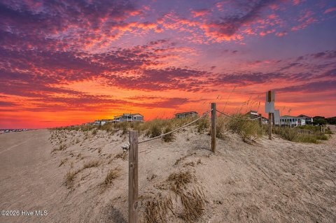 LAND - Oak Island, NC