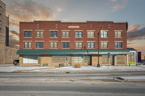 Mixed-Use Building in Downtown Benton