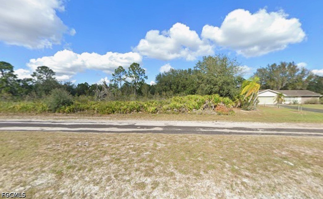 Residential Lot Near Lake Weohyakapka
