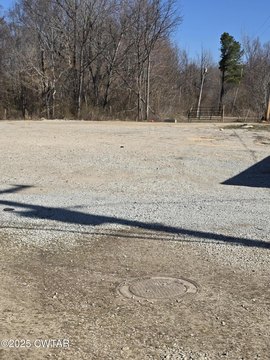 Commercial Land in Lexington, TN