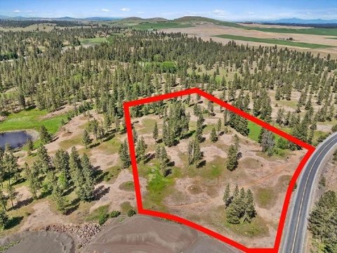Land with Territorial Views