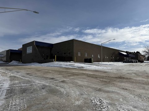 Versatile Waterfront Commercial Building