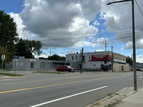 Portage Street Retail/Warehouse Opportunity