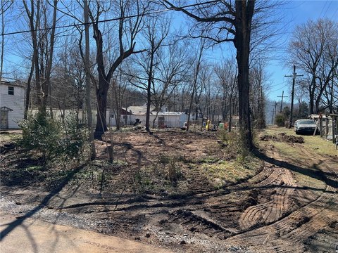 Buildable Lot in Sulphur Springs