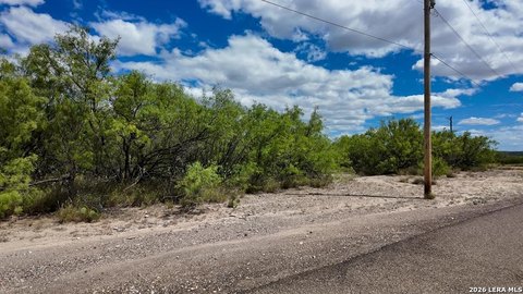 LAND - Eagle Pass, TX