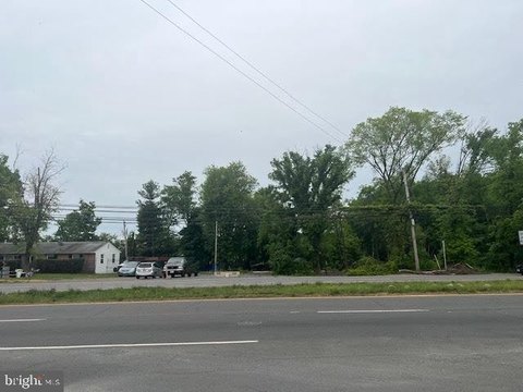 Land in Prime Sterling Location