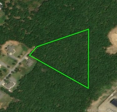 Residential Lot in Pleasant Hills