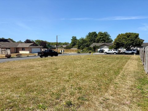 LAND - McKinleyville, CA