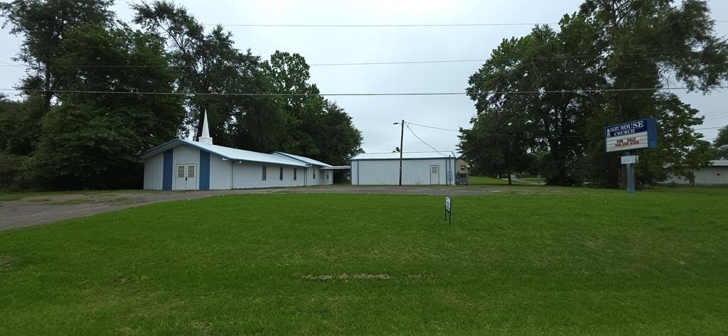 Tenaha Church and Fellowship Hall
