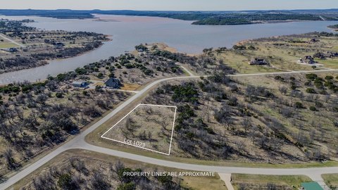 Corner Homesite in Gated Lake Community
