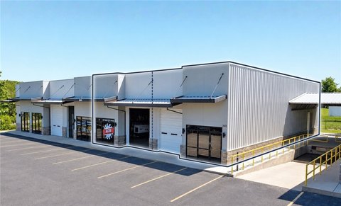 Flex Industrial Suites with Dock Access