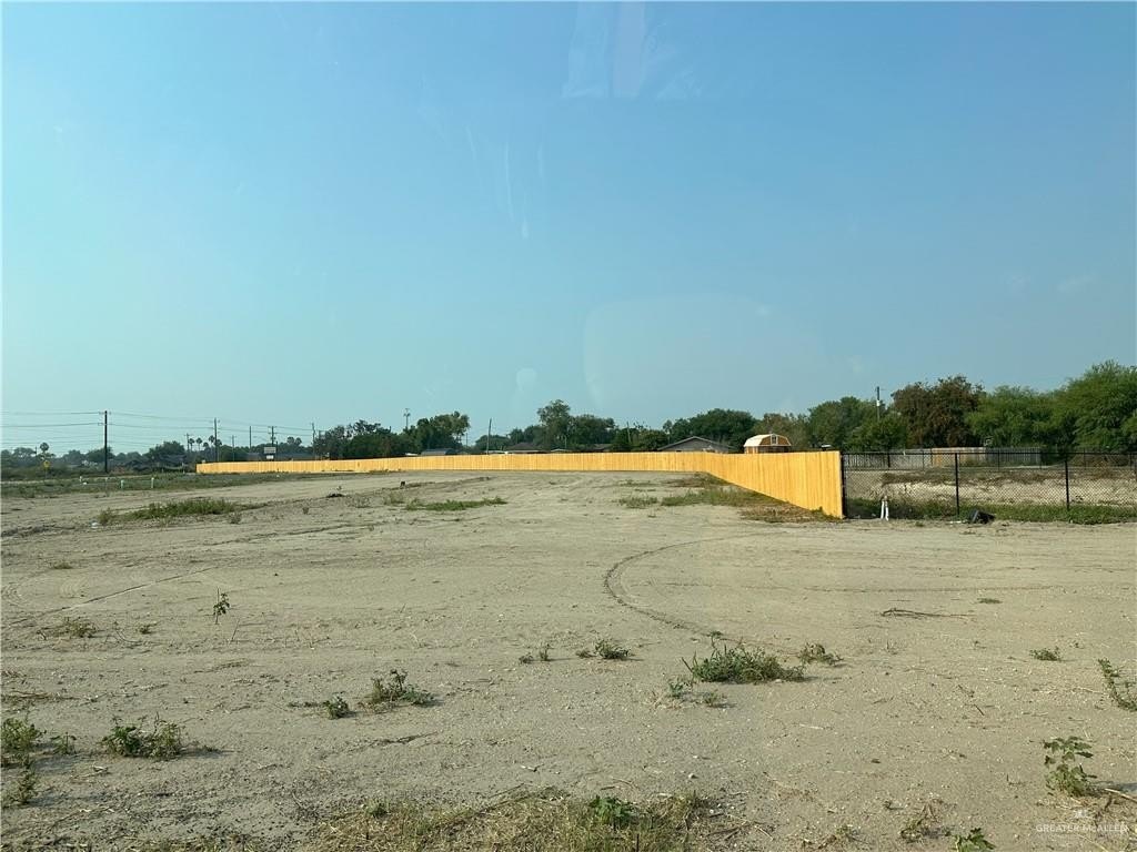 Land in Alamo, Texas