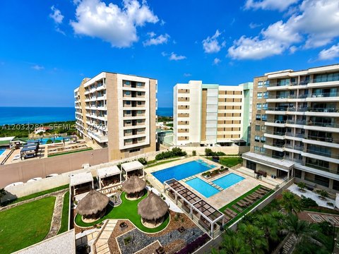 Residential, Puerto Colombia, FL