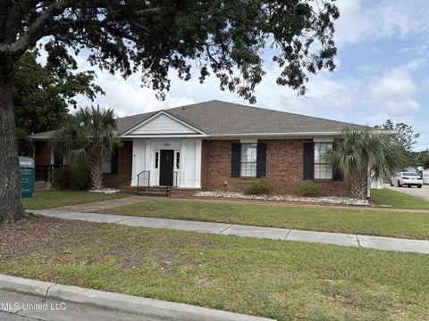 Renovated Office Building For Lease