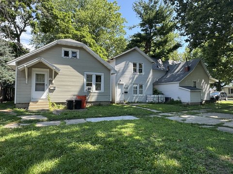 Three Homes on Corner Lot