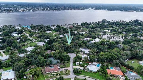 Land, Stuart, FL