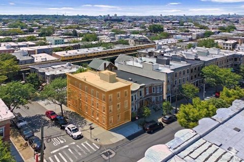 Ridgewood Multifamily with Garage