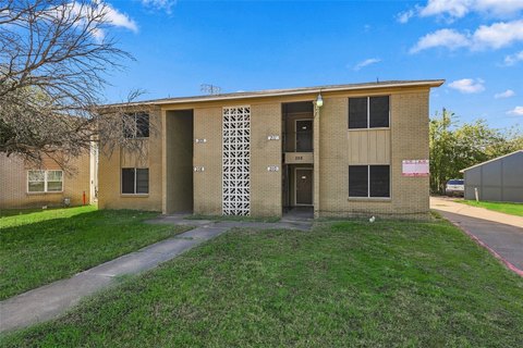 4-Unit Quadplex
