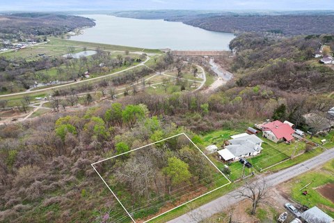 Land with Spavinaw Creek View