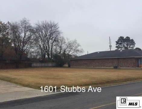 Office or Small Warehouse Lot