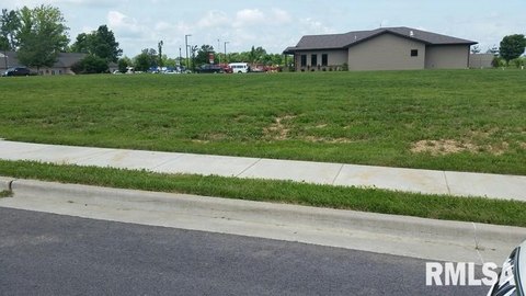 Commercial Land in Developing Area